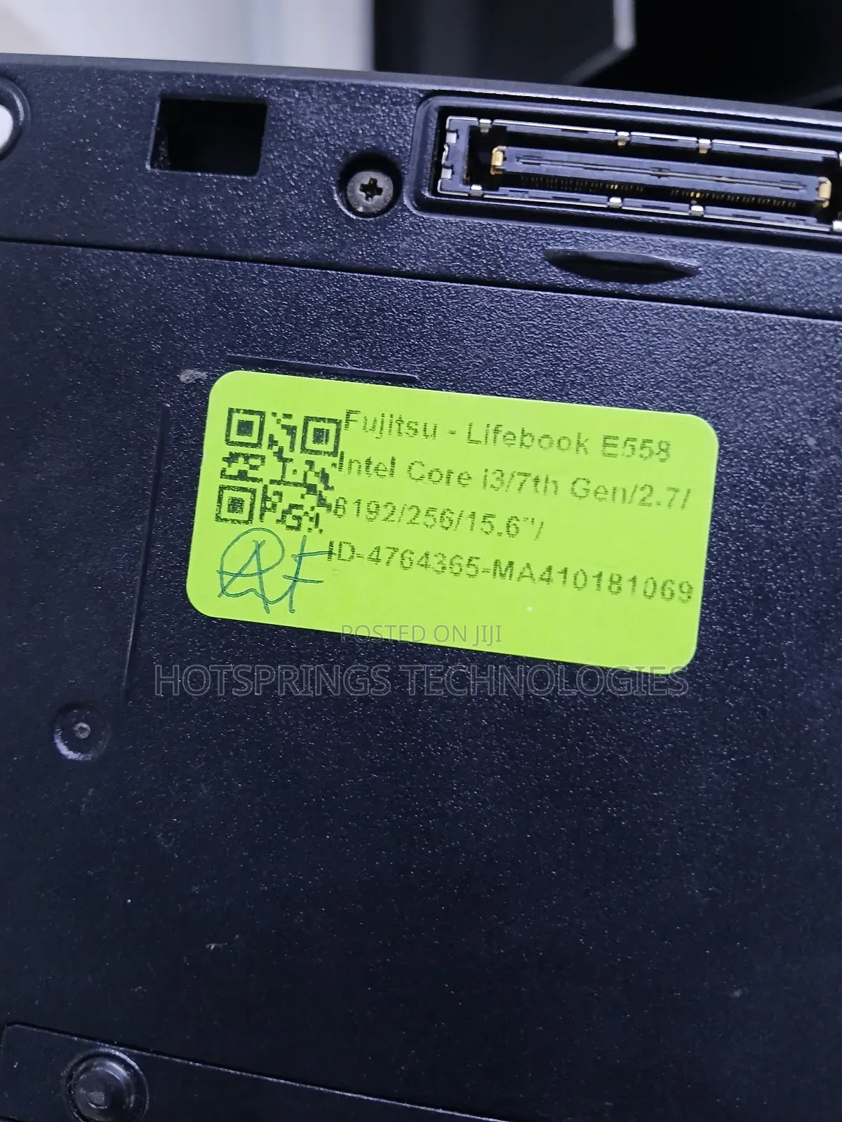 Laptop Fujitsu Lifebook E558 8GB Intel Core i3 SSD 256GB