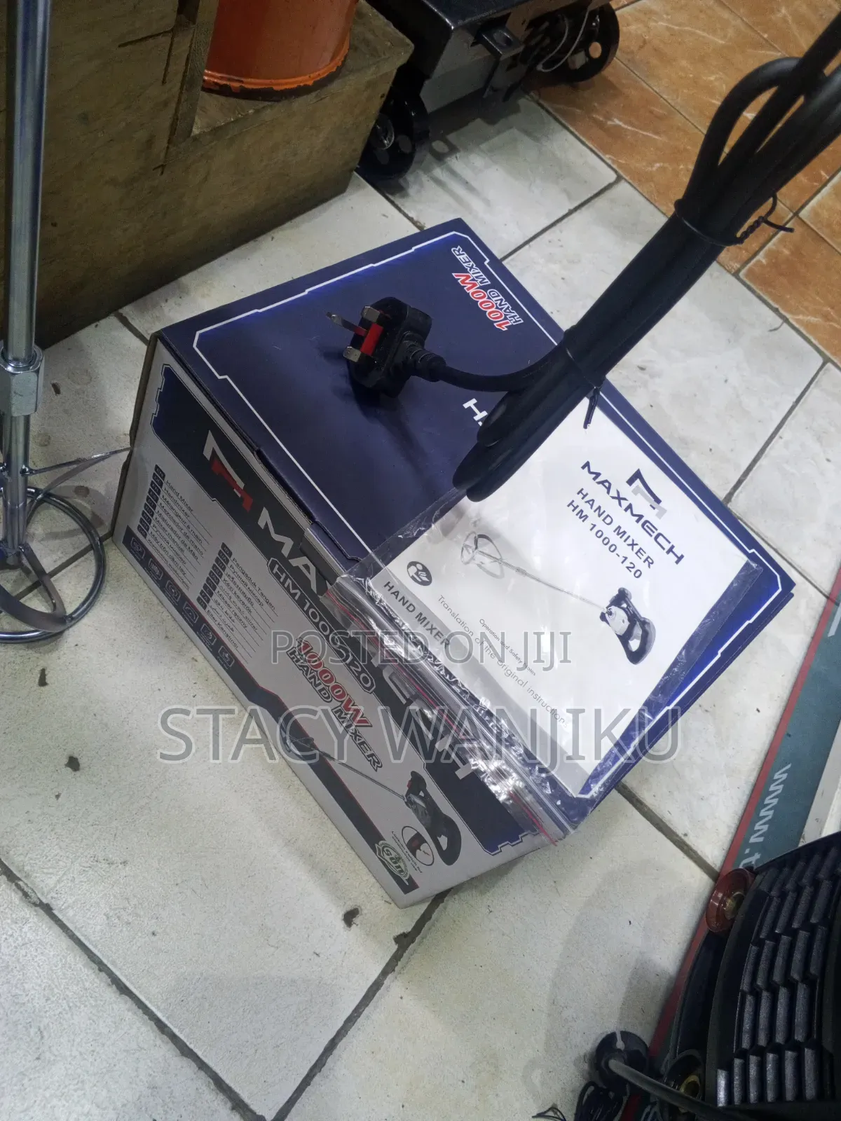 Well Performing Hand Mixer/ Maxmech Hand Mixer