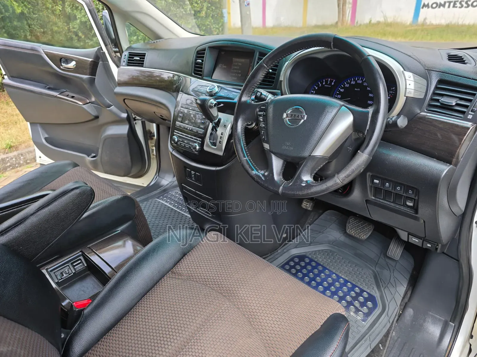 Nissan Elgrand 2011 White