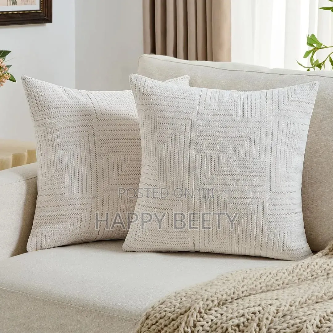 *Chenille Case With Elegant Luxury Jacquard Throw Pillow Covers