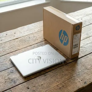 New Laptop HP 8GB Intel Core Ultra 7 SSD 512GB