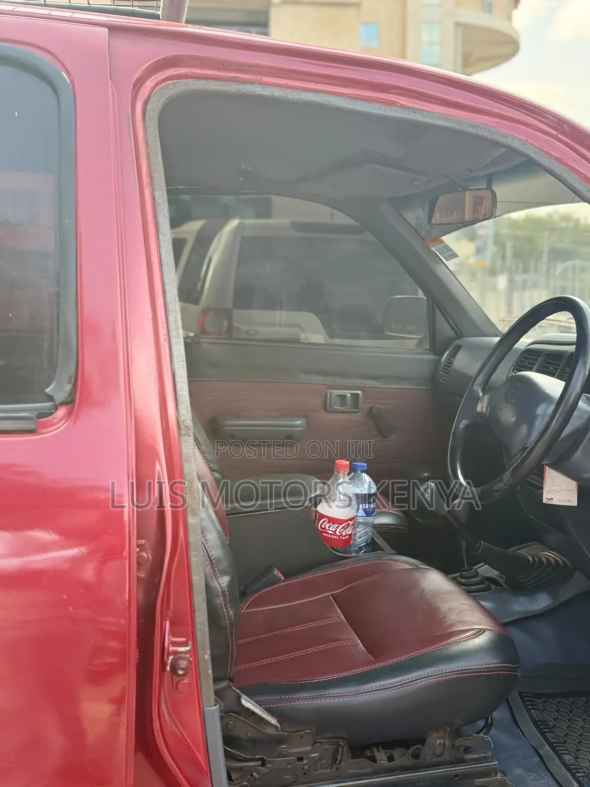 Toyota Hilux 2023 Maroon