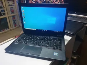 Laptop Fujitsu Lifebook U727 8GB Intel Core i5 SSD 128GB