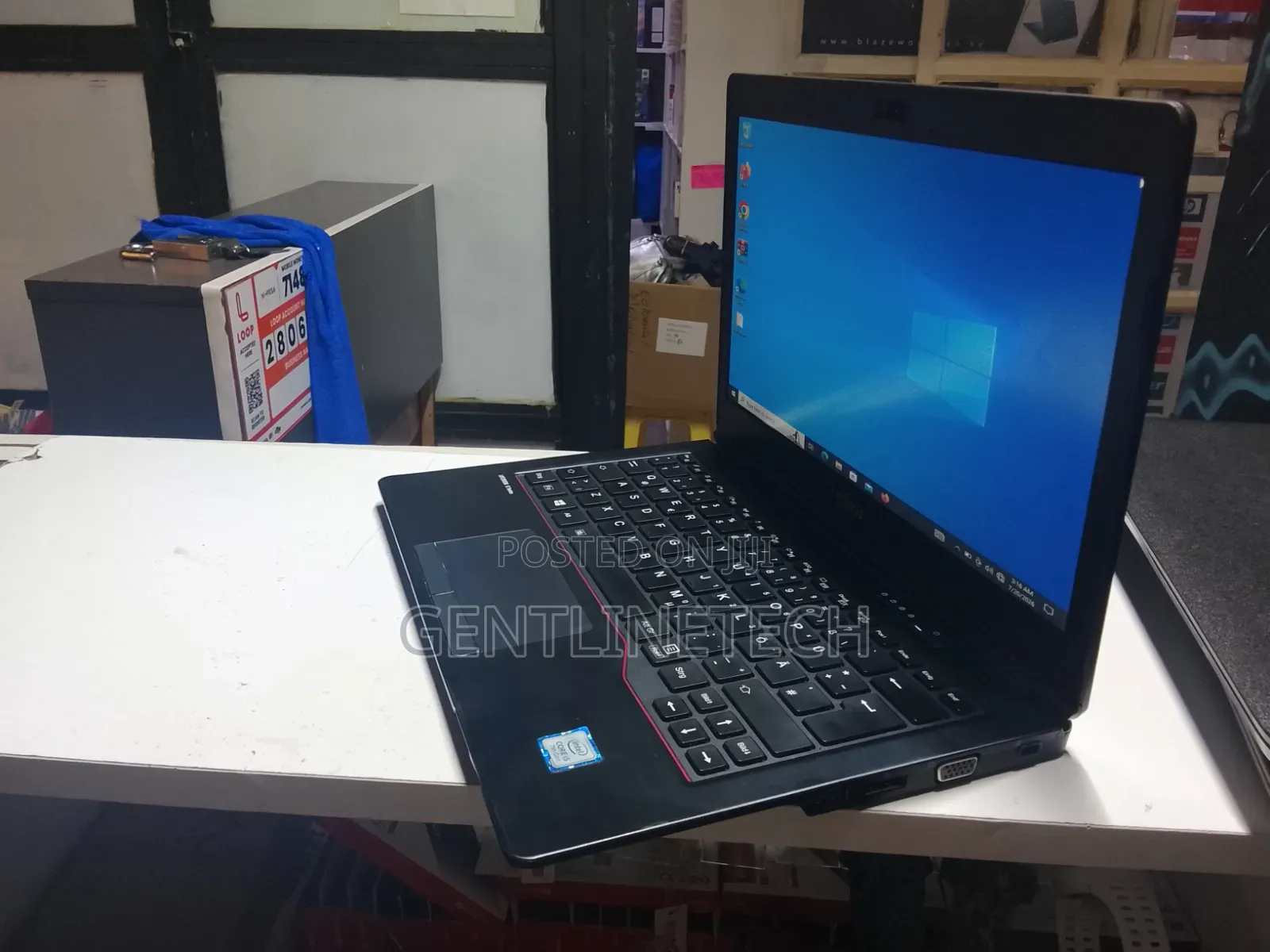 Laptop Fujitsu Lifebook U727 8GB Intel Core i5 SSD 128GB