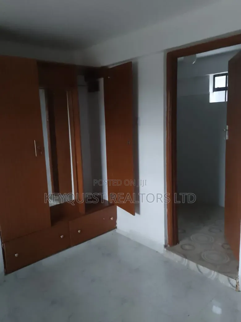 3bdrm Apartment in Gakwegori, Central Ward for rent