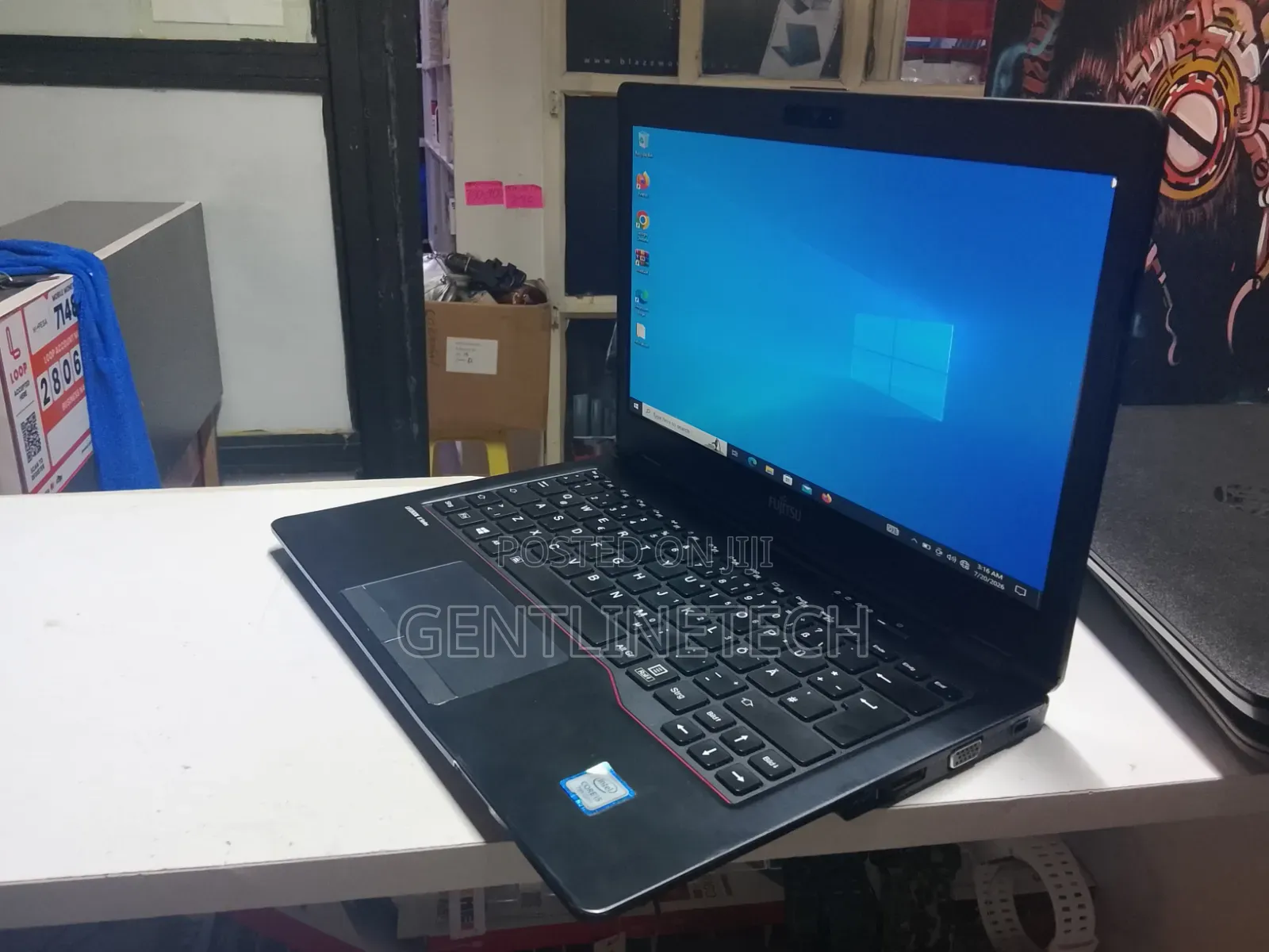 Laptop Fujitsu Lifebook U727 8GB Intel Core i5 SSD 128GB