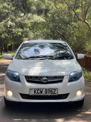 Toyota Corolla Fielder 2012 White