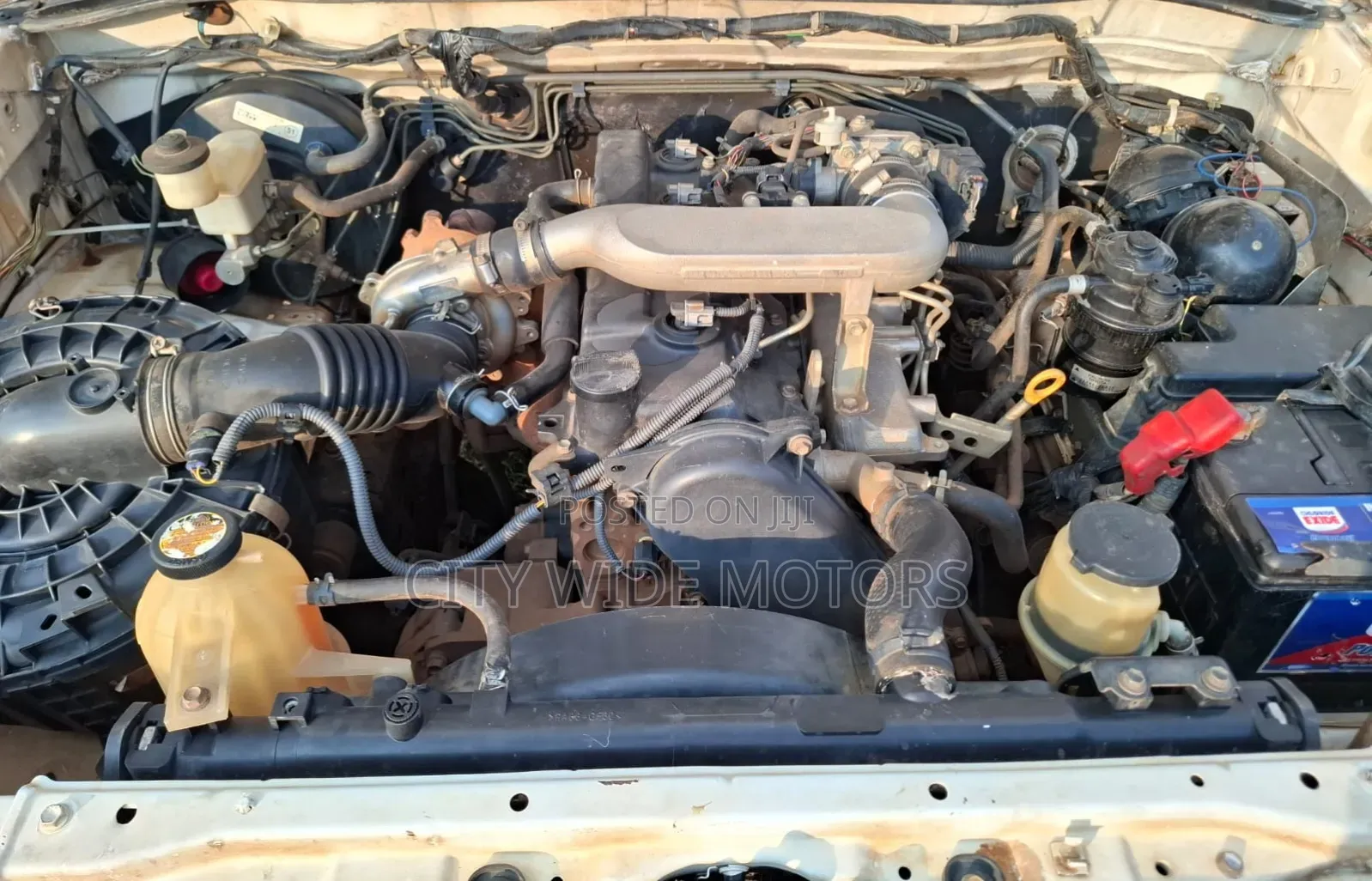 Toyota Hilux 2009 White