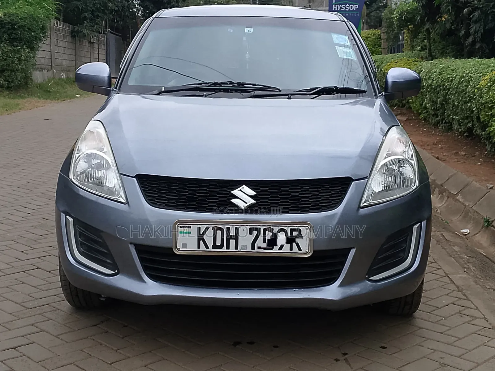 Suzuki Swift 2012 Gray