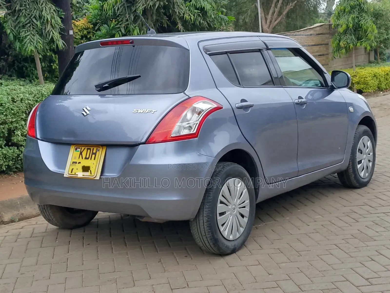Suzuki Swift 2012 Gray