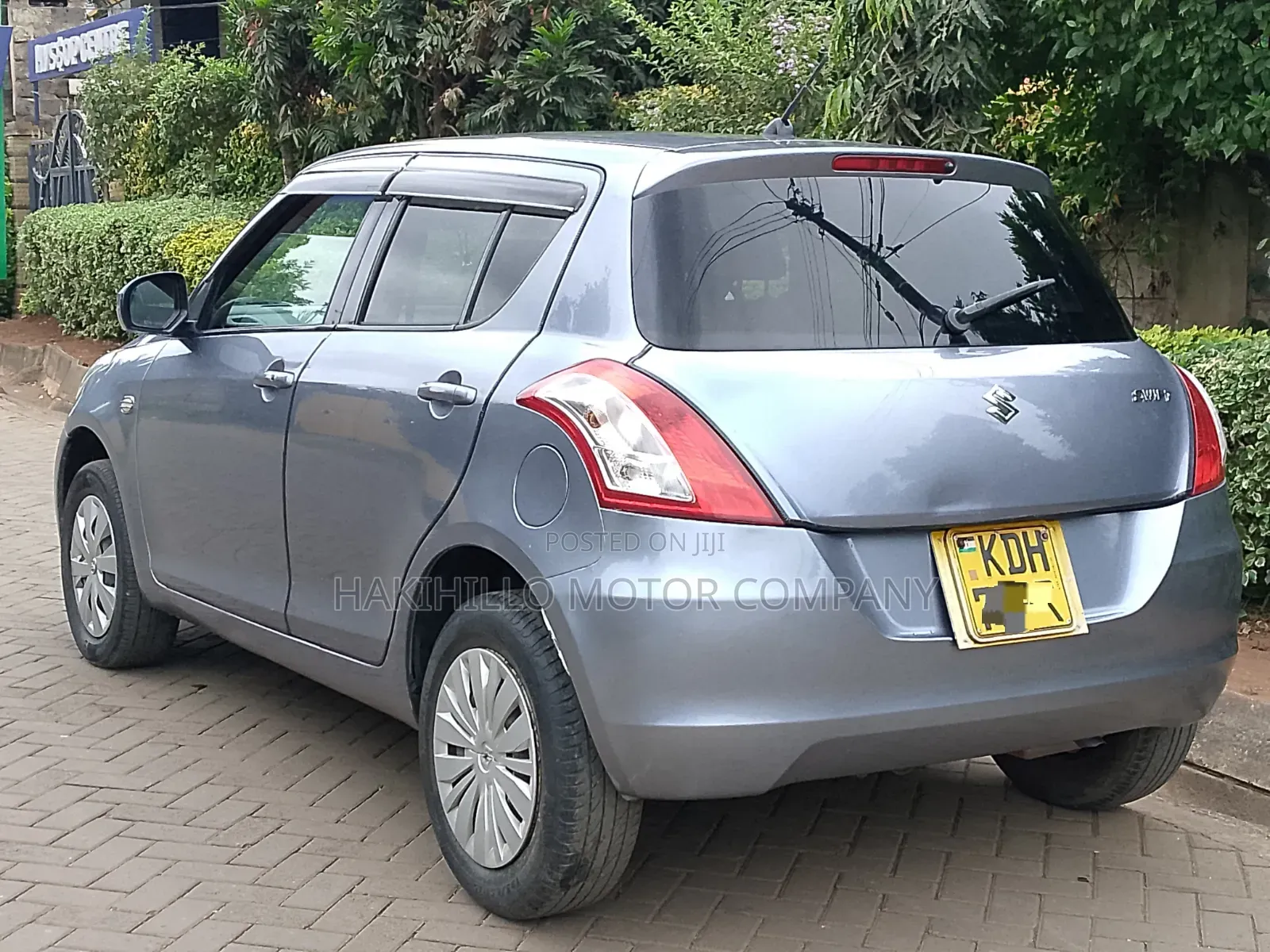 Suzuki Swift 2012 Gray