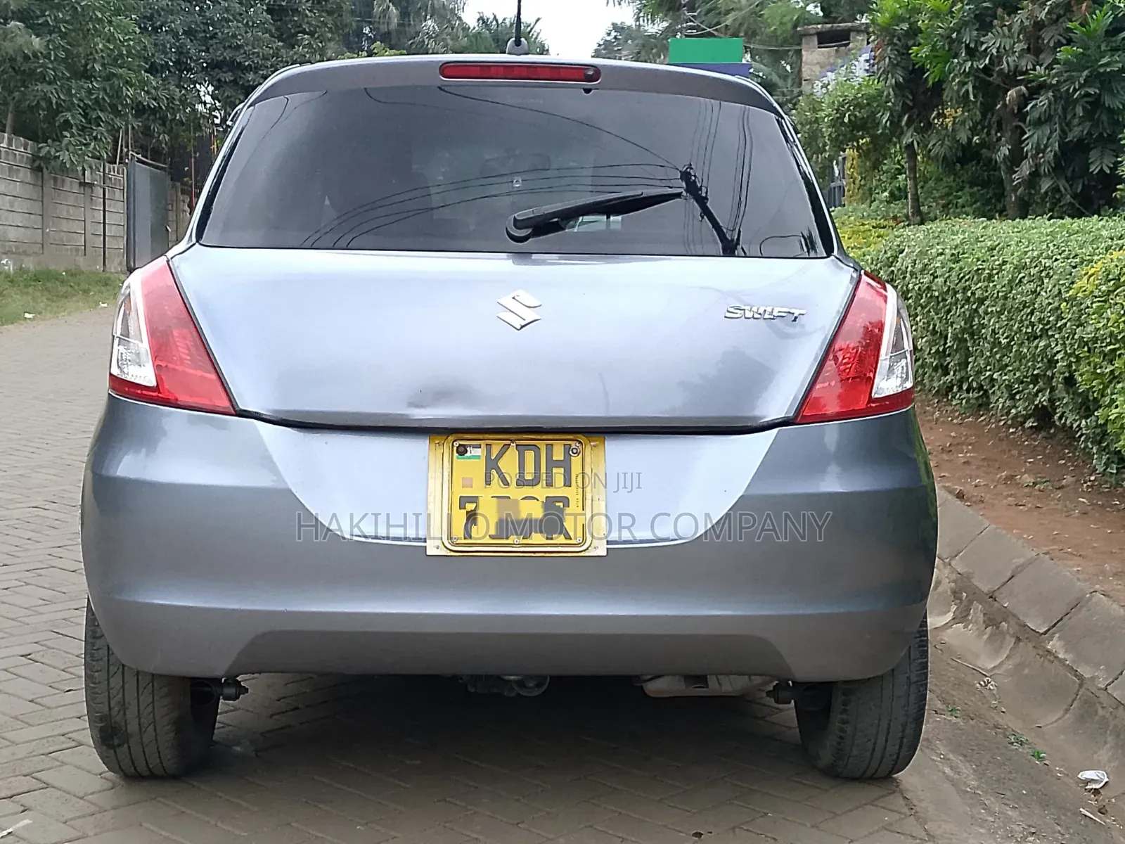 Suzuki Swift 2012 Gray
