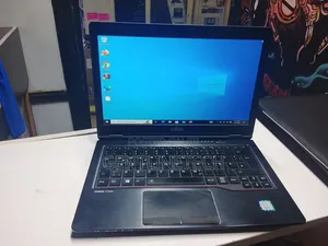 Laptop Fujitsu Lifebook U727 8GB Intel Core i5 SSD 128GB