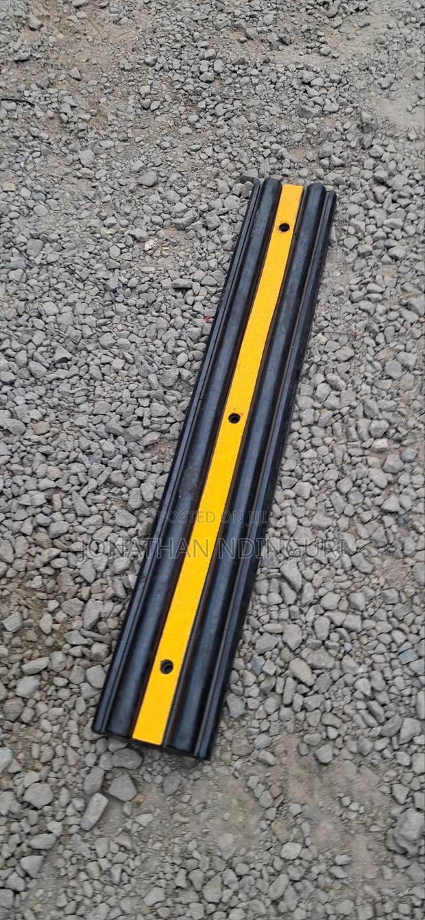 Docking Bumper – Heavy-Duty Loading Dock Protection