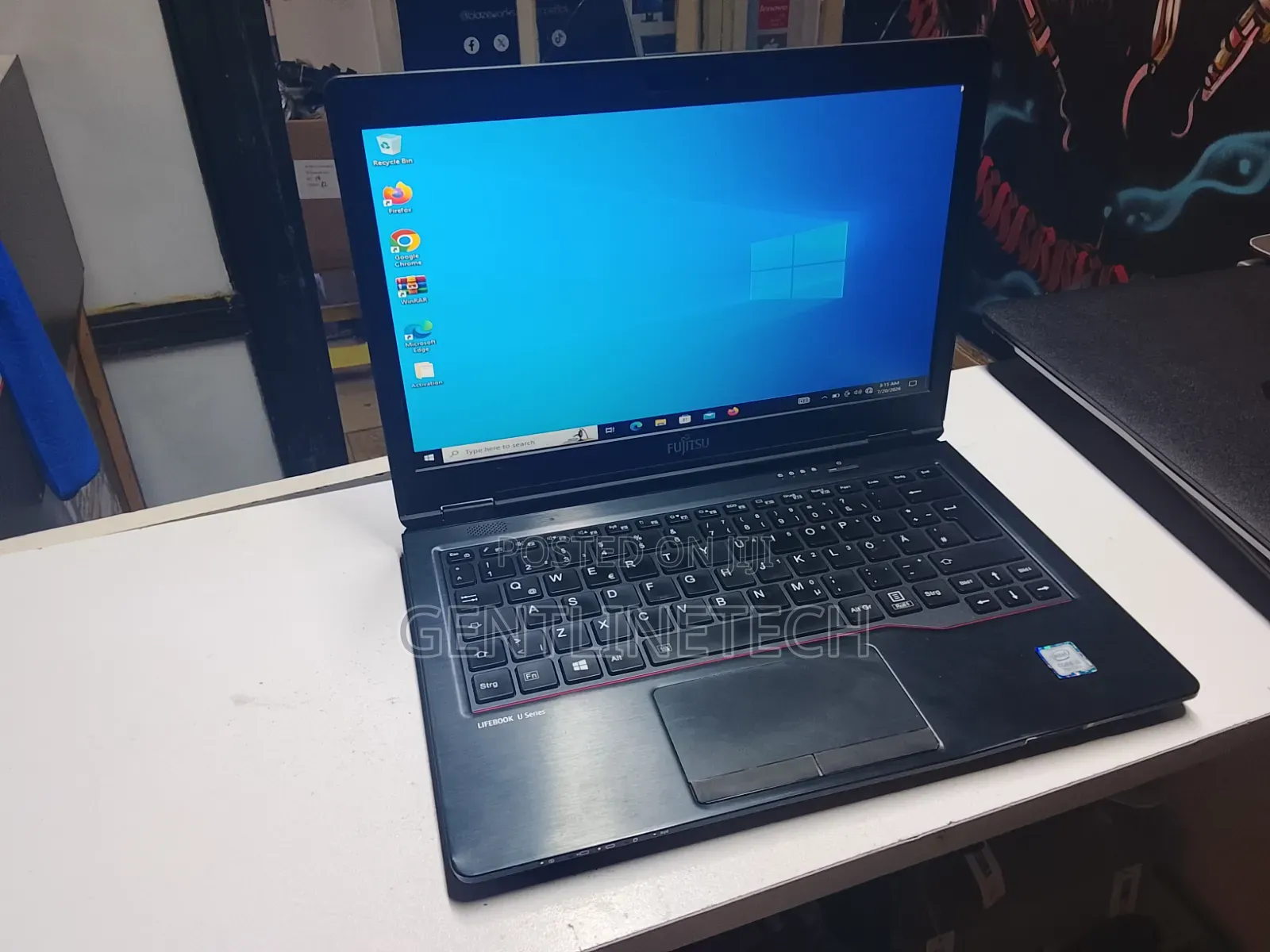 Laptop Fujitsu Lifebook U727 8GB Intel Core i5 SSD 128GB