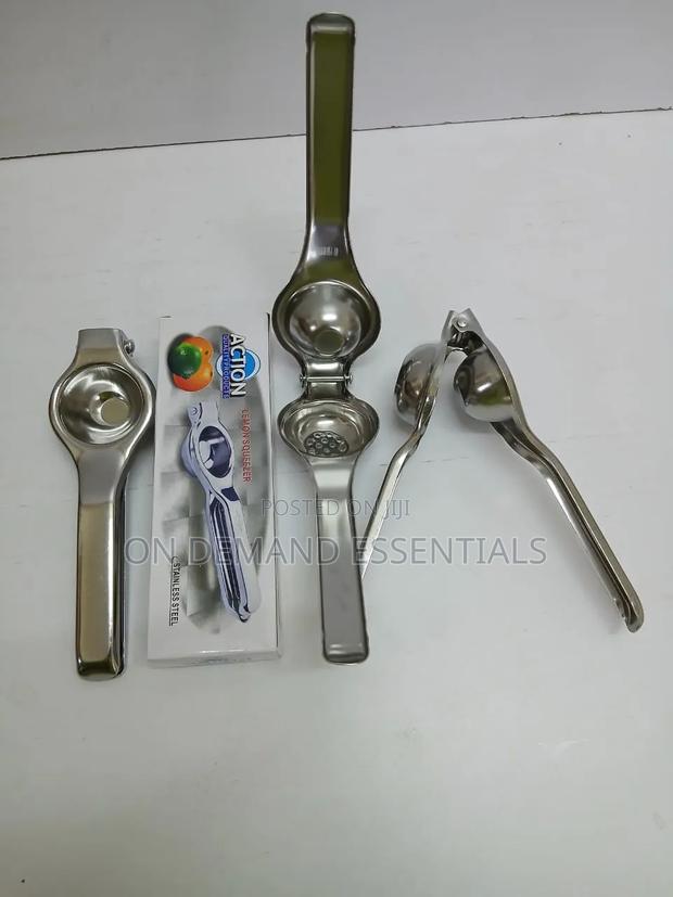 Manual Lemon Squeezer - thumbnail 3