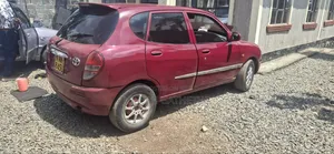 Toyota Duet 2004 Maroon
