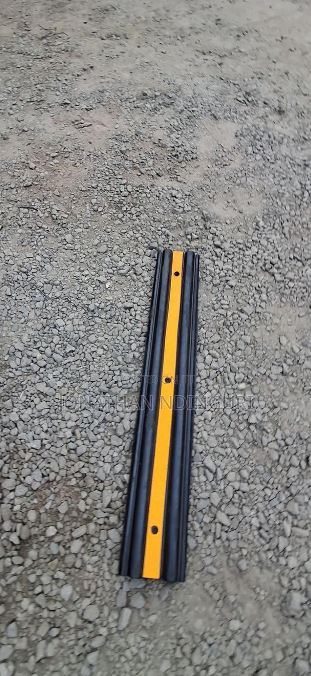 Warehouse Dock Bumper – Durable Protection Solution - thumbnail 2