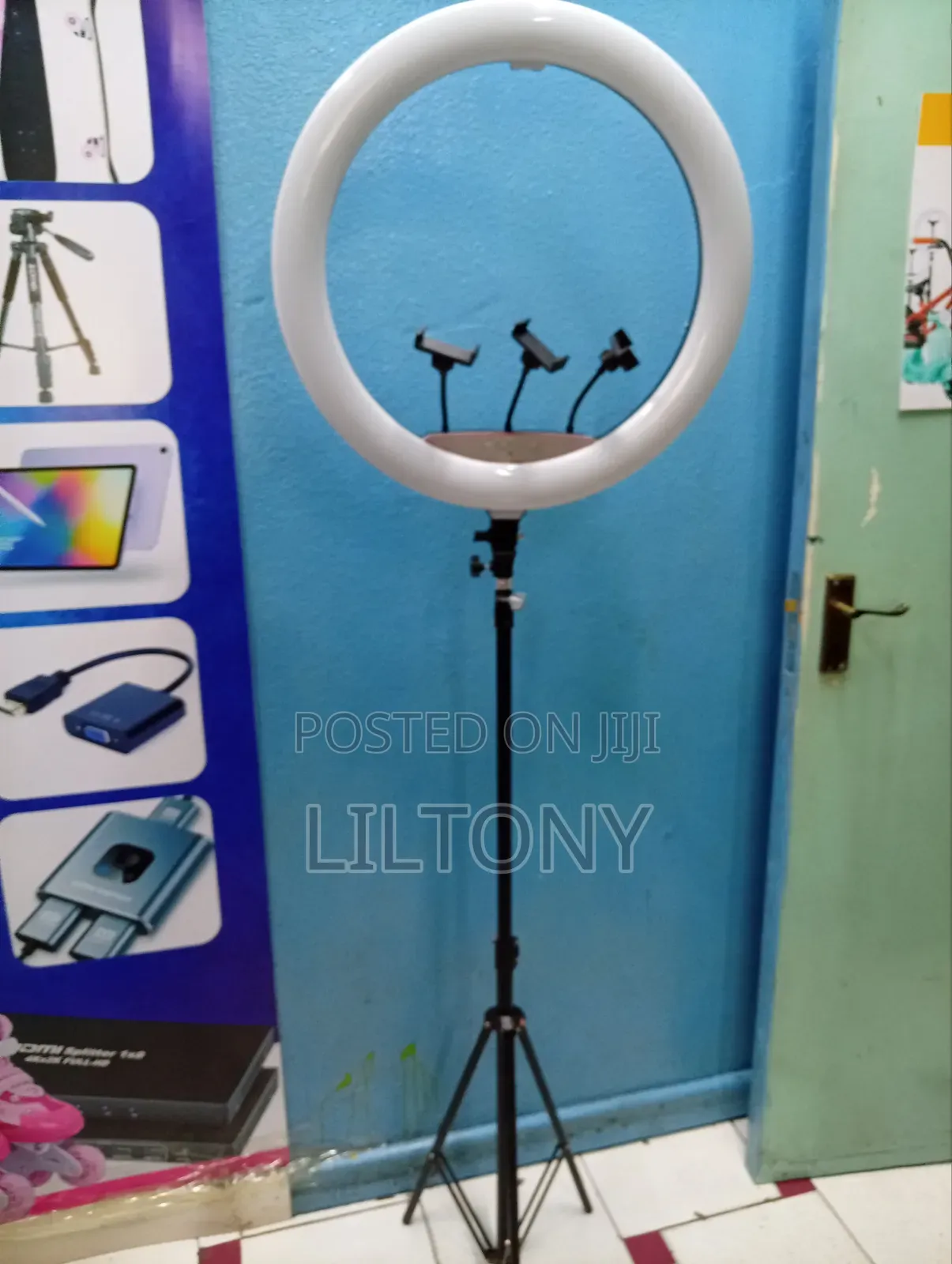 21 Inch Ringling With Remote