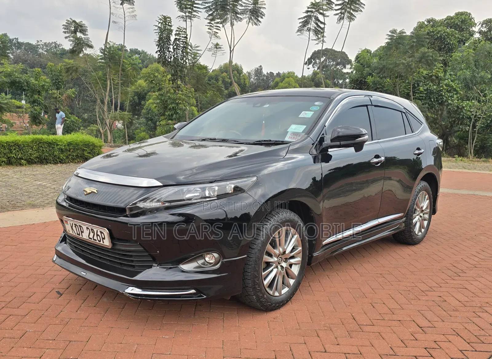 Toyota Harrier 2017 Black