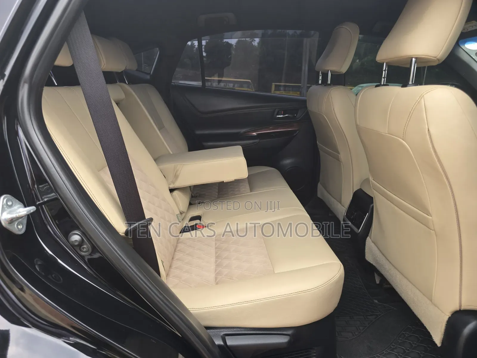 Toyota Harrier 2017 Black