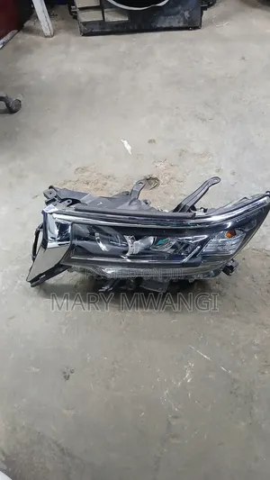 Ex Japan Prado J150/ J165 Headlight/ Headlamp Part Number T