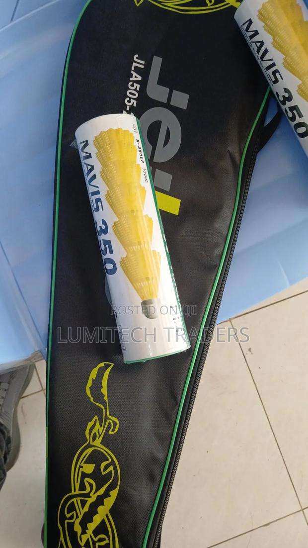 Yonex Shuttle Cock - main view