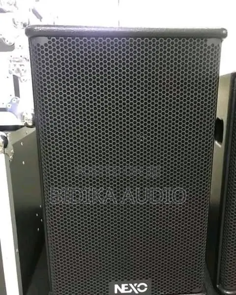 NEXO PS15 Professional 15-Inch Two-Way Loudspeaker Cabinet