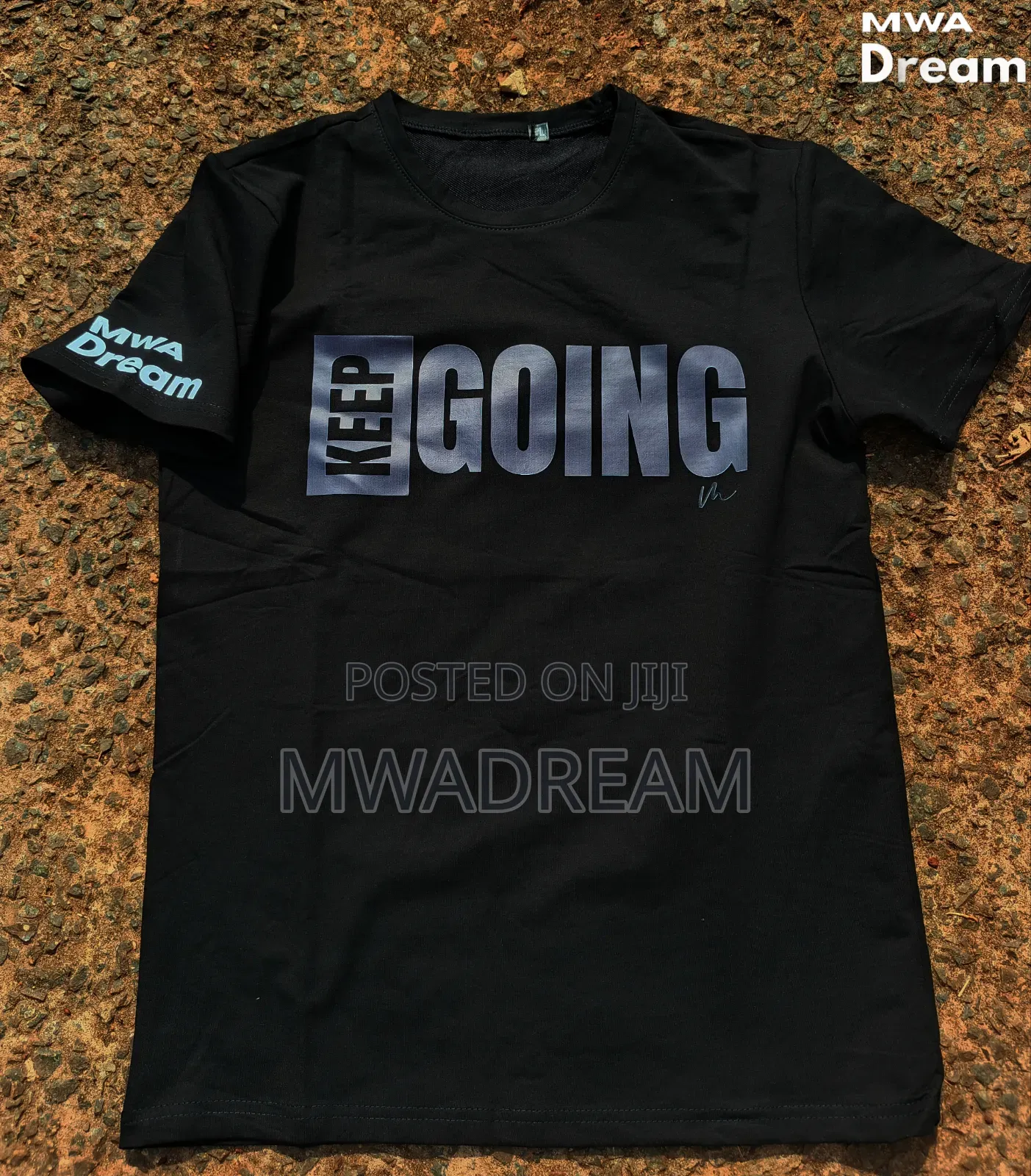 Black MwaDream T-Shirt.