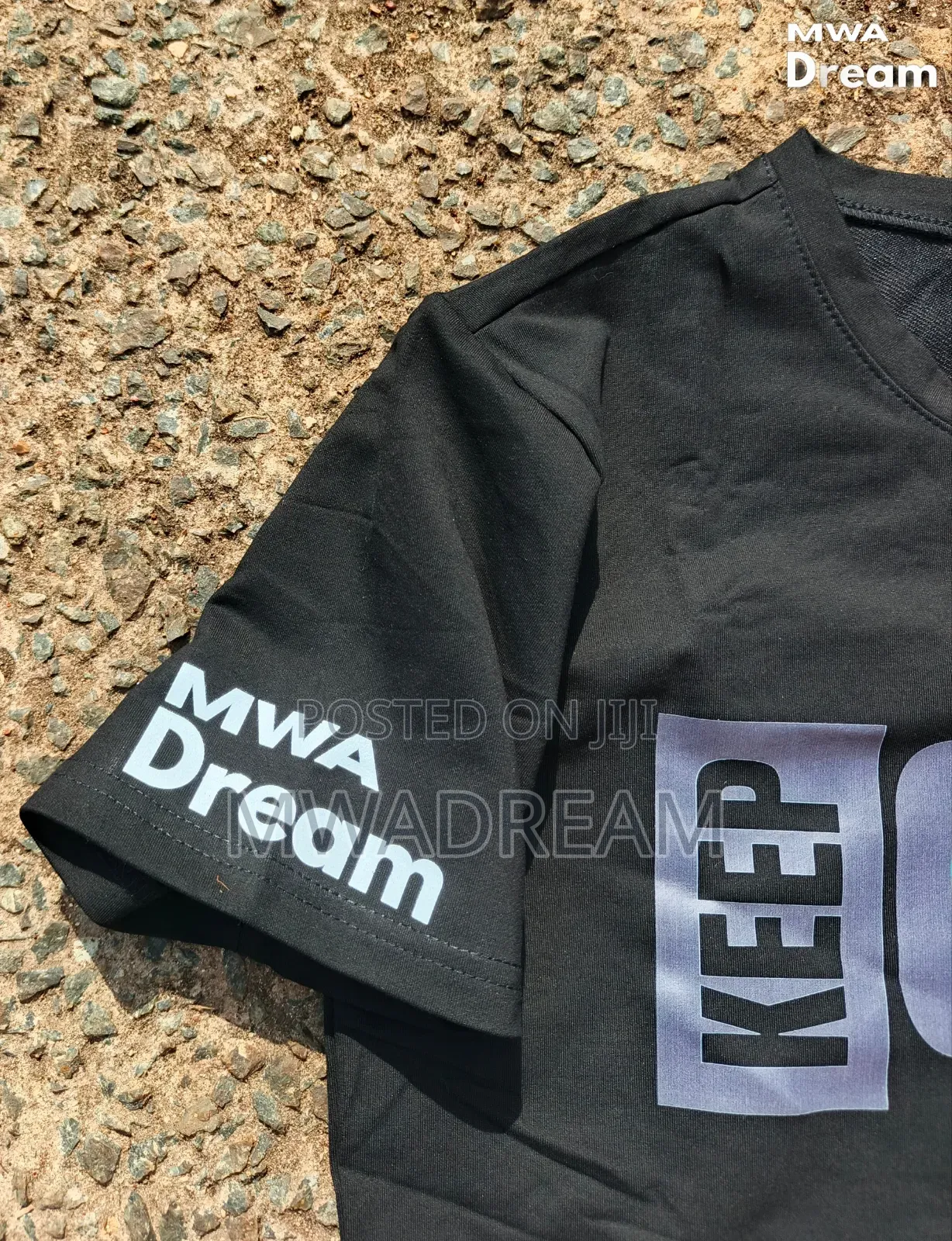 Black MwaDream T-Shirt.