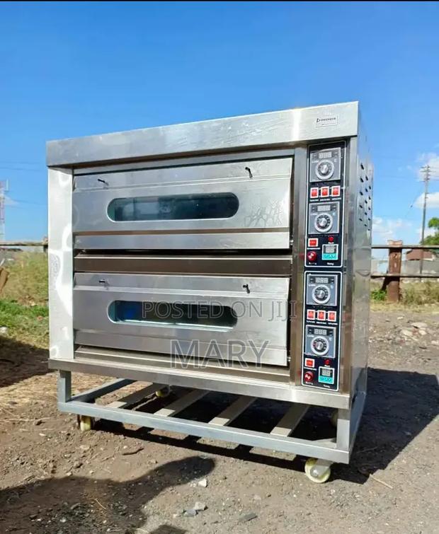 2 Deck, 4 Tray Oven