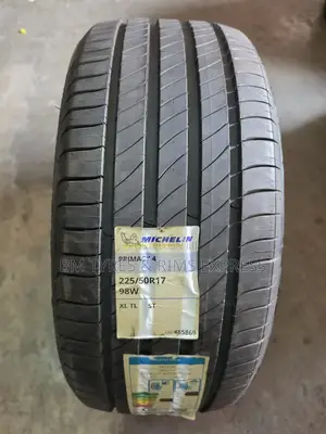 225 /50 R17 Michelin Tires (Primacy 4).