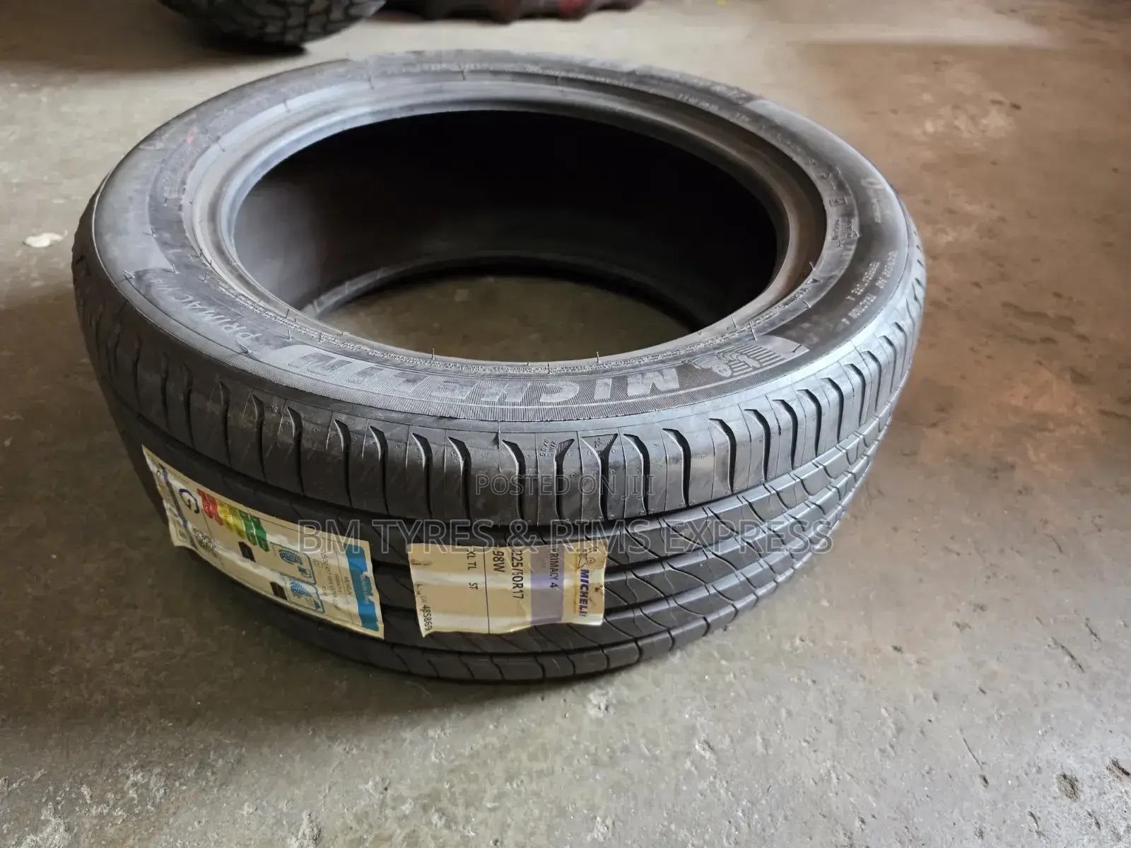 225 /50 R17 Michelin Tires (Primacy 4).