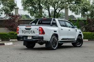 Toyota Hilux Revo Double Cab Deisel 2.4 AWD 2022 White