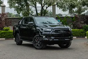 Toyota Hilux 2023 Black