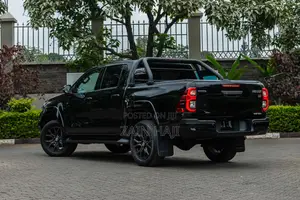 Toyota Hilux 2023 Black