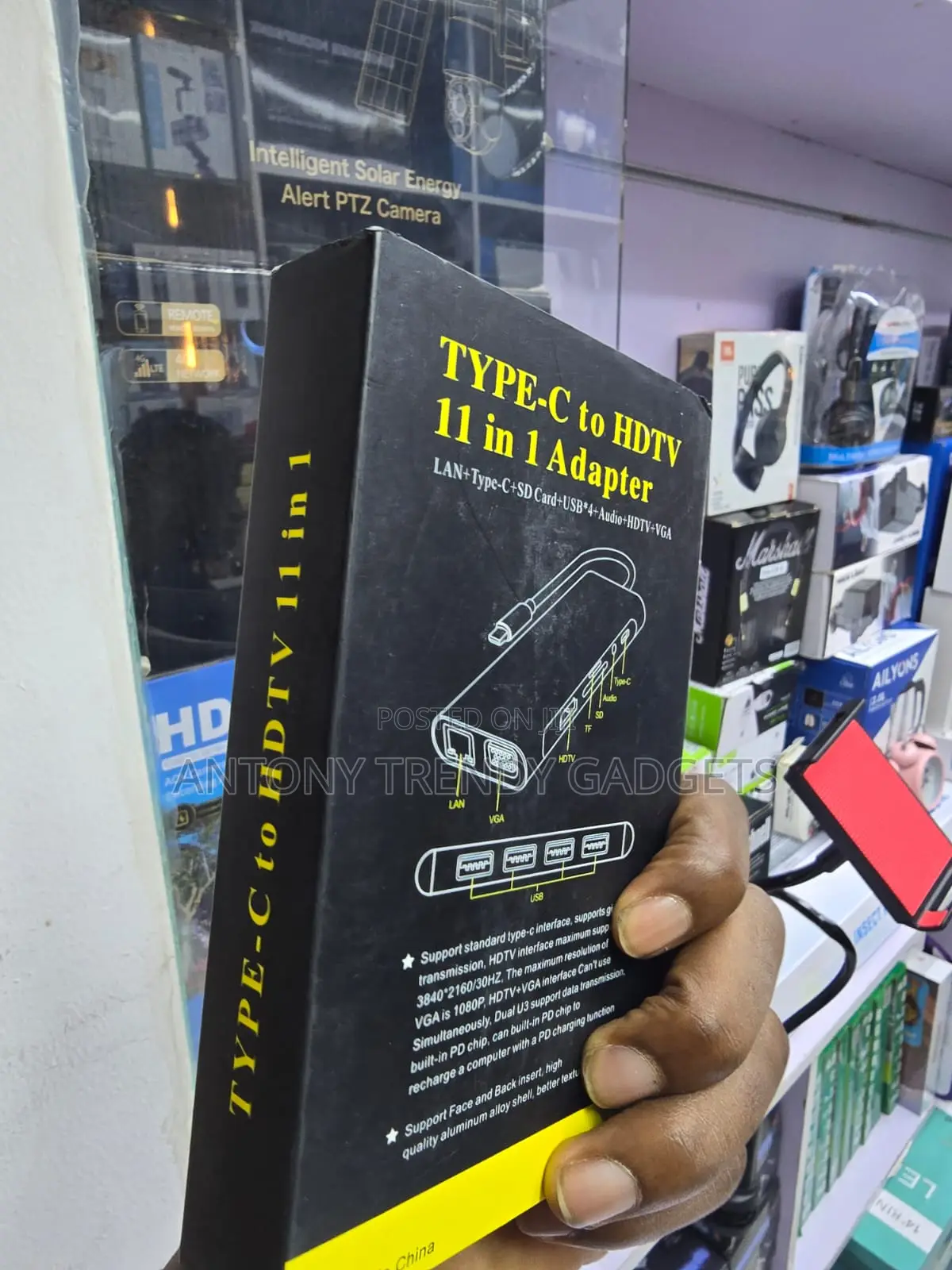 USB-C Hub 11-in-1 With Ethernet HDMI VGA USB 3.0