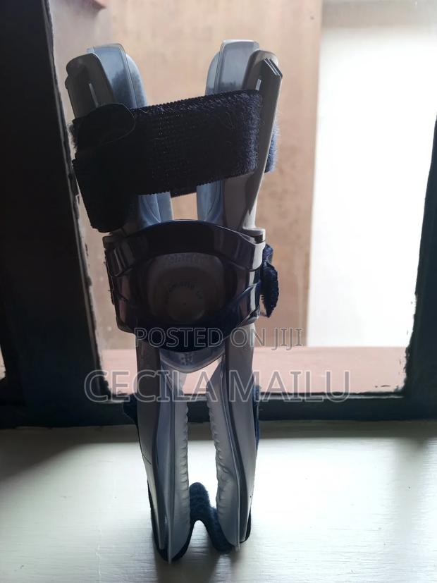 Ankle Support (Automatic Fit)