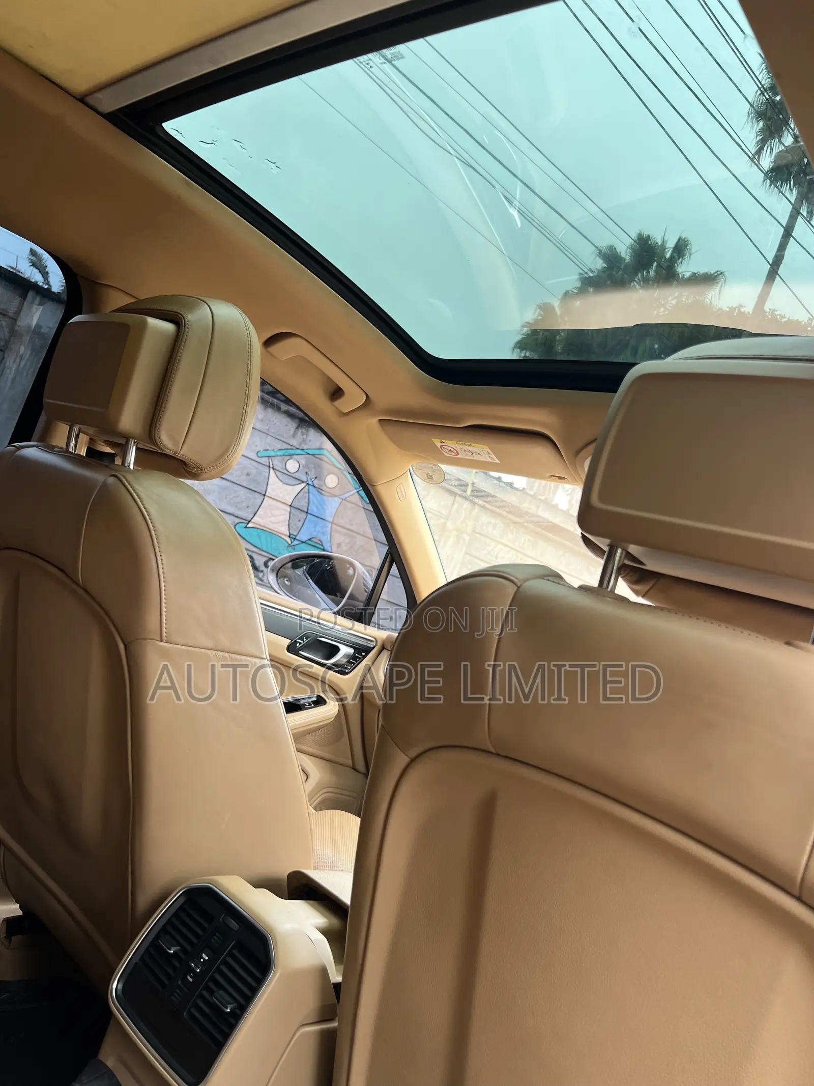 Porsche Macan Turbo 2017 Gold