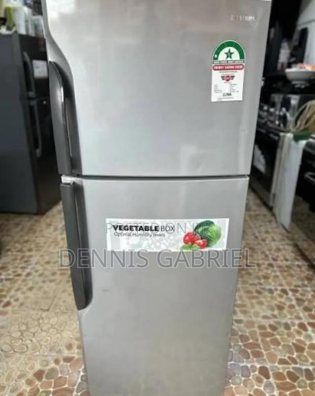 Double Door Fridge - thumbnail 2