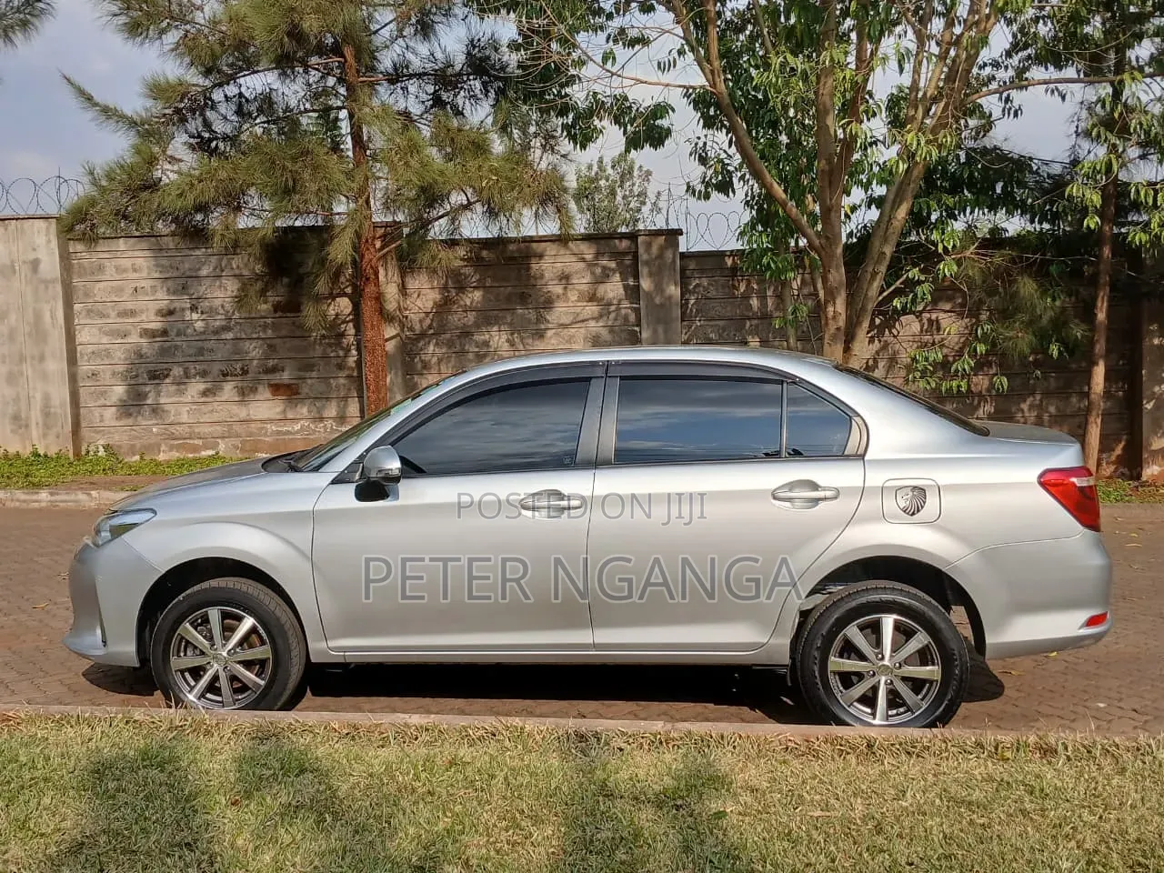 Toyota Axio 2018 Silver