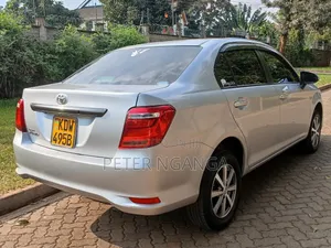 Toyota Axio 2018 Silver