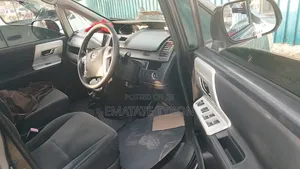 Toyota Noah 2011 Gray