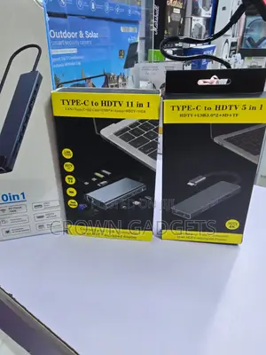 USB-C 11-in-1 Expansion Hub With HDMI VGA PD Charging