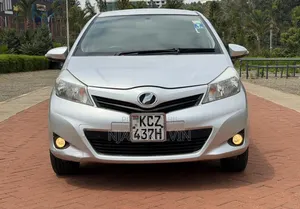Toyota Vitz 2012