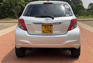 Toyota Vitz 2012