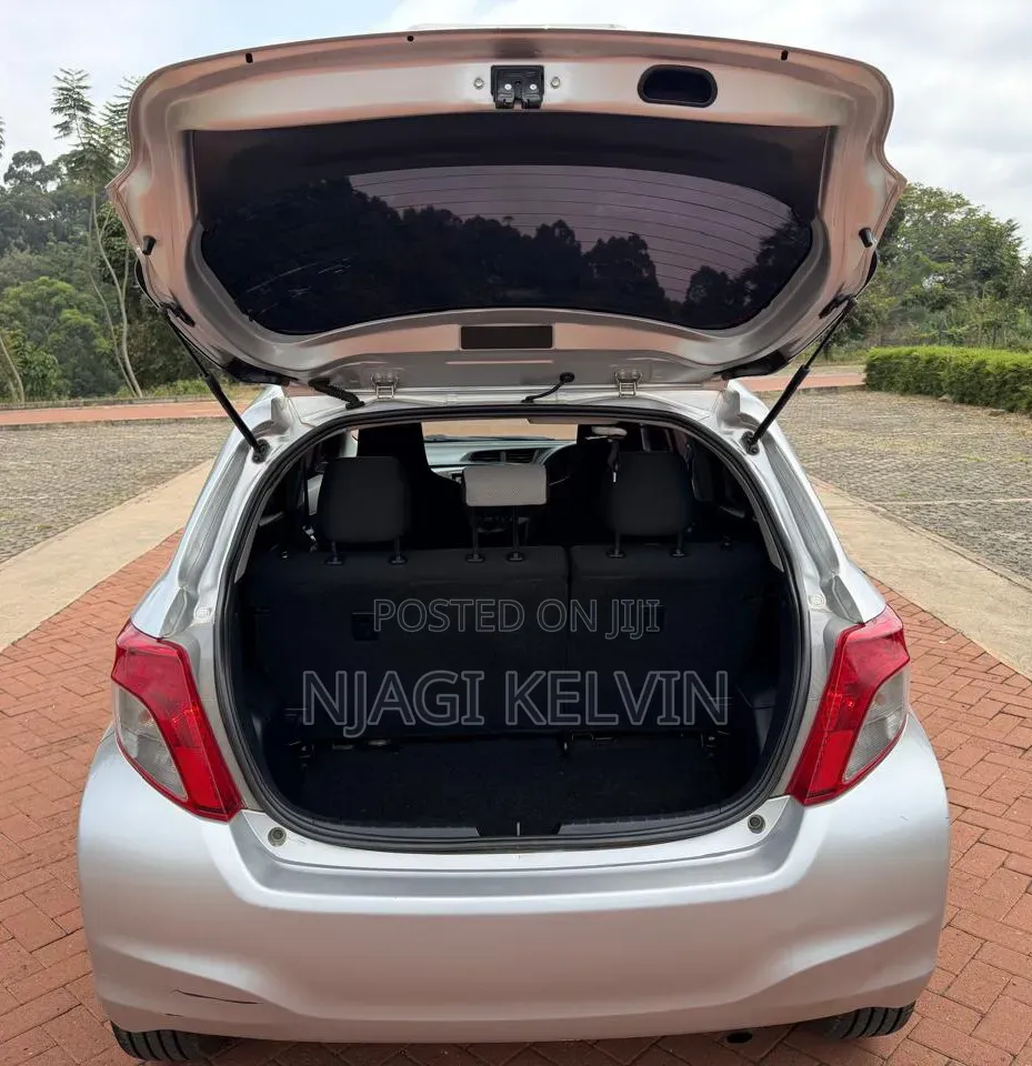 Toyota Vitz 2012