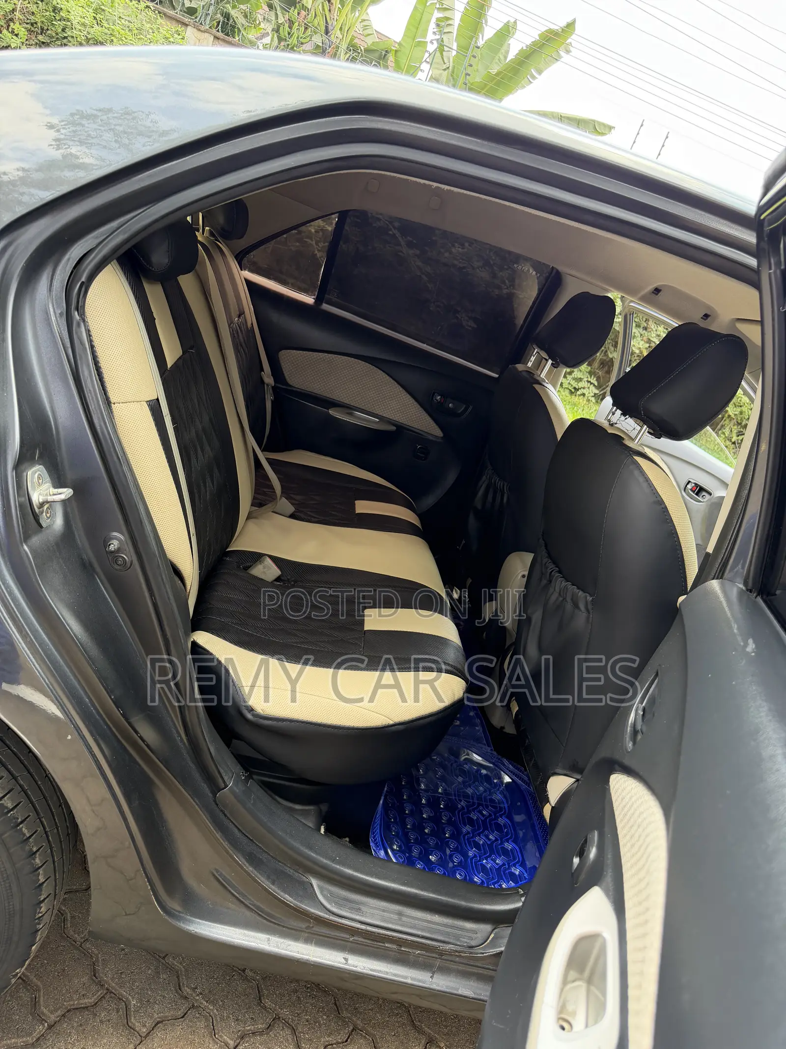 Toyota Belta 2006 Gray