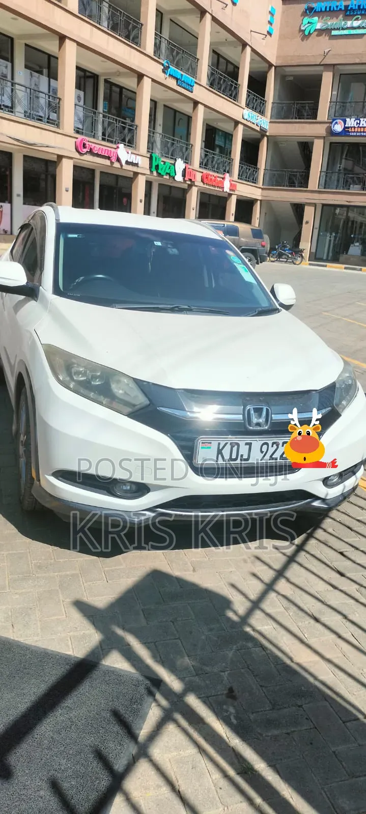 Honda Vezel 2015 White