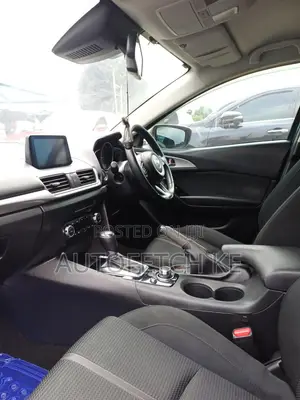 Mazda Axela 2017 Blue